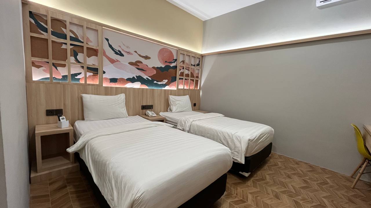 Room image 1